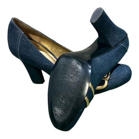 BCBG Blue Denim Heels 4”. New with box Women’s Size 41 - Picture 3 of 7